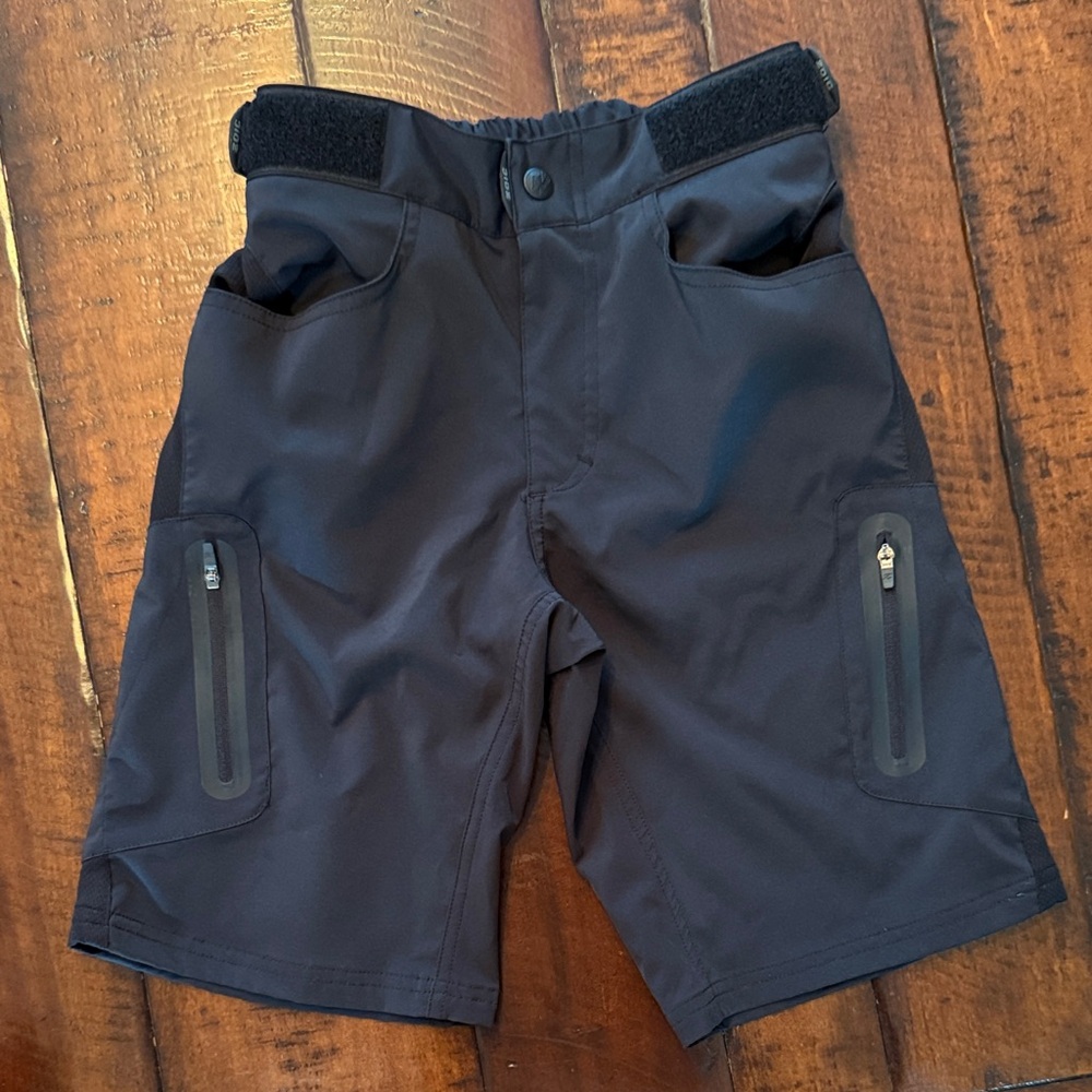 Kids' Zoic Ether Jr Black Adventure Mountain Bike Shorts size L (11/12)